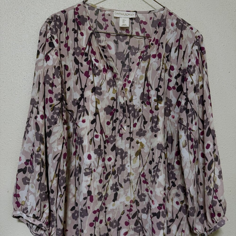 Lightweight Cynthia Rowley blouse, breezy, colorful, size: L